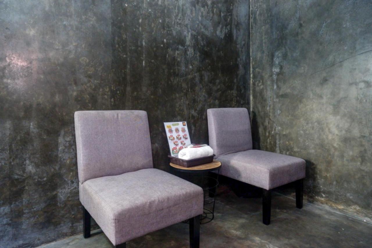 Reddoorz Near Jumbo Mall Sragen ภายนอก รูปภาพ